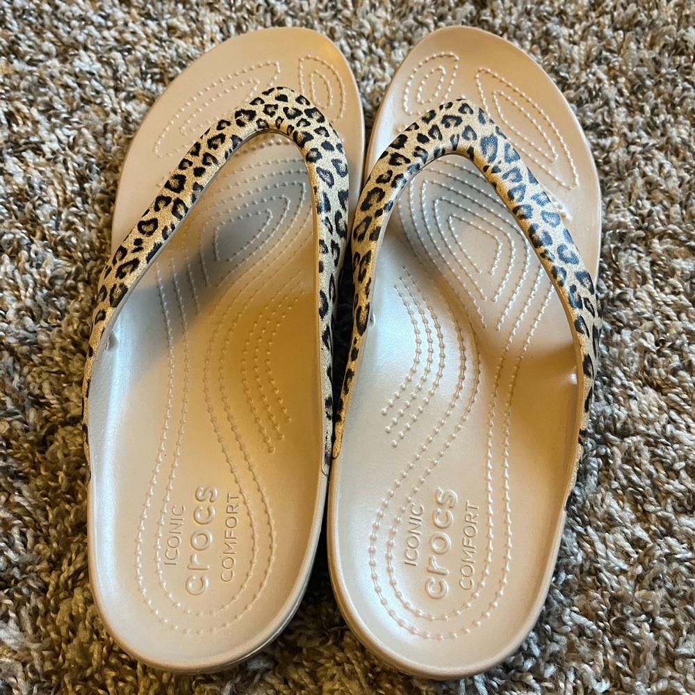 CROCS Women's Tan and Leopard Sandals